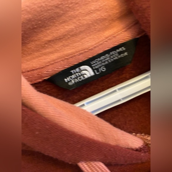 North face size large - Picture 3 of 3
